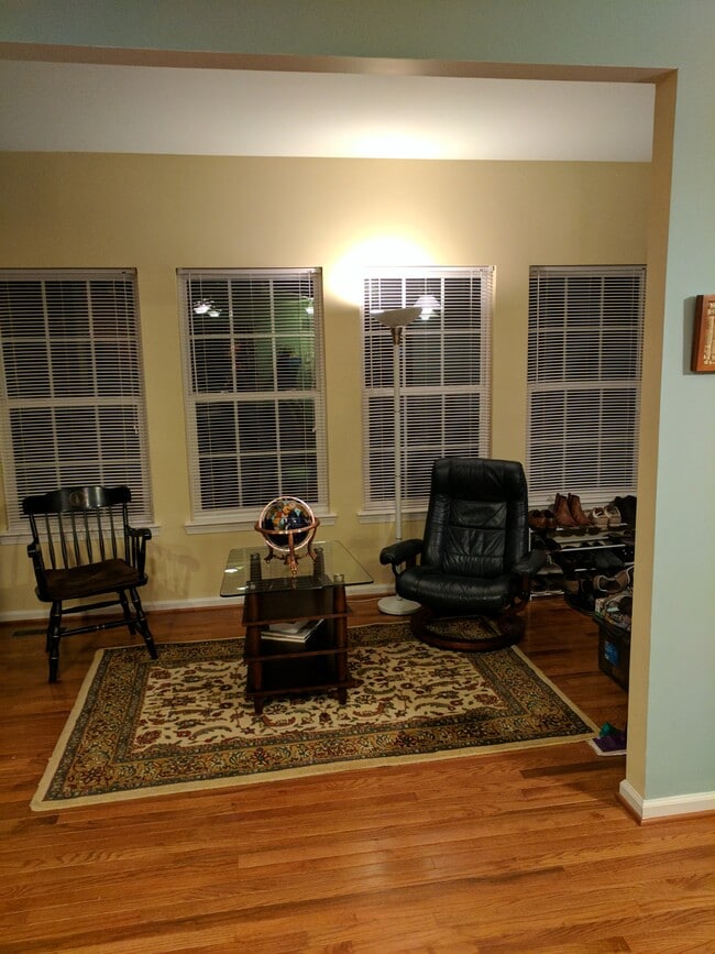 Photo - 850 Rockcreek Rd