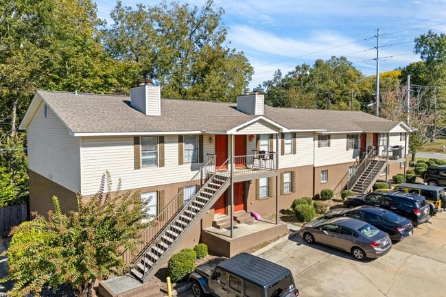 Building Photo - 449 N Donahue Dr