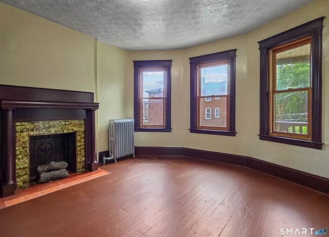 Photo - 2-4 Mortson St Unit 2nd Floor