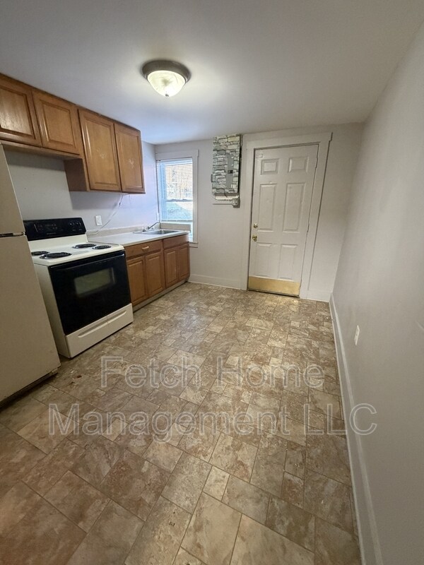 Photo - 238 W Mifflin St