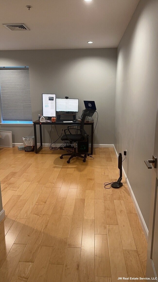 Photo - 30 Franklin St Unit 311