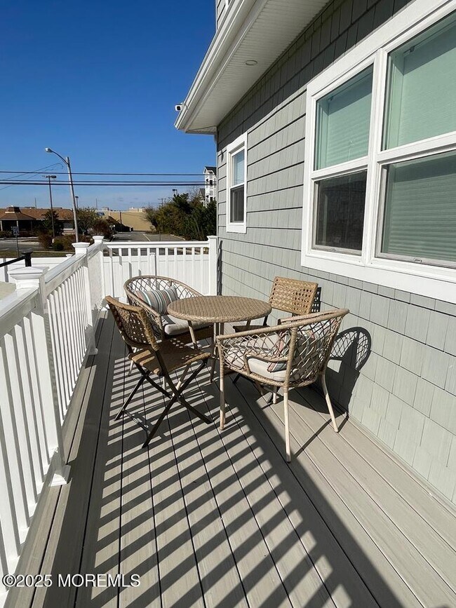 Photo - 112 Albacore Dr