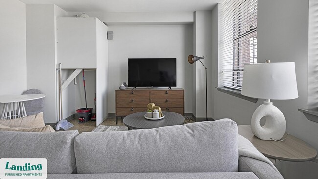 Photo - 2308 4th Ave N Unidad 411.1406064