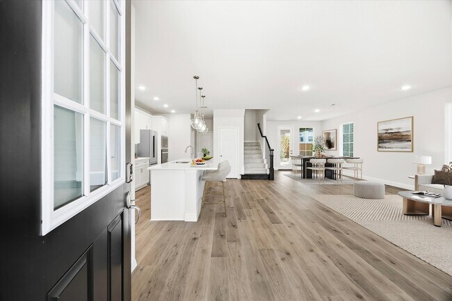 1814 Waterwalk Dr