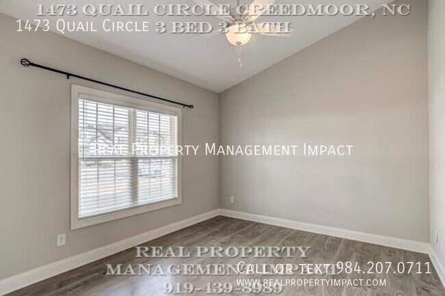 Photo - Modern 3-bedroom 3 bath end townhome in Cr...