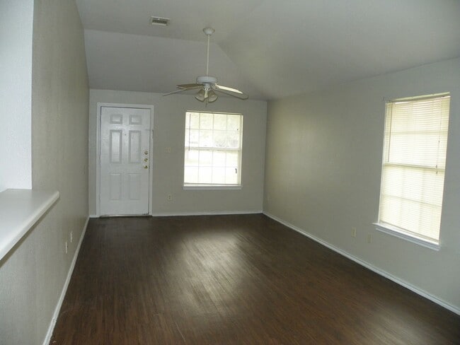 Photo - 2221 Creekside Ln Unit 2221 Creekside Ln #A