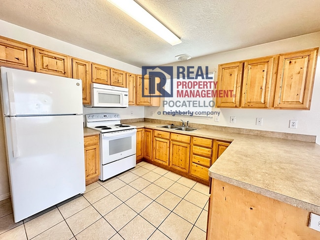 Photo - 4353 Opal Ave Unidad B