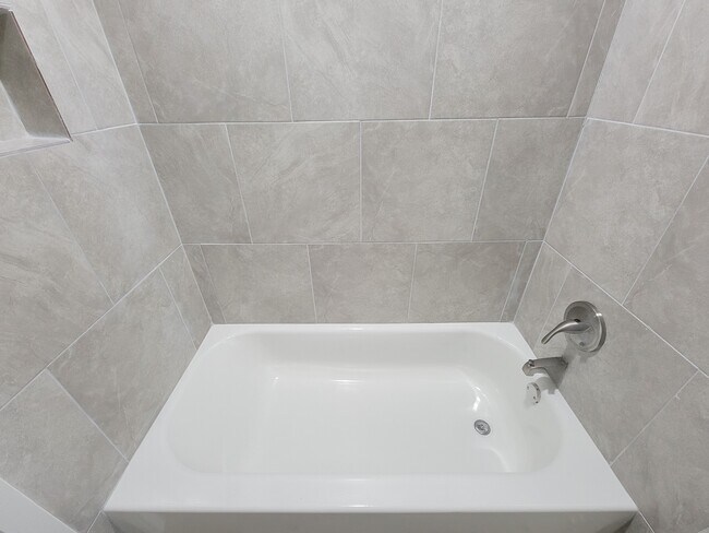 Photo - 3121 Proswimmer St