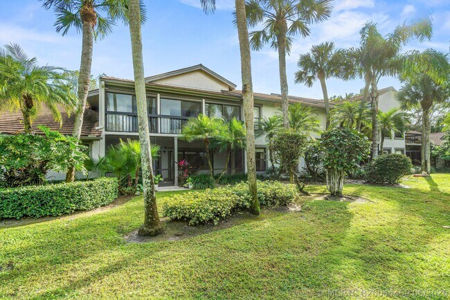 Building Photo - 11223 Pond View Dr Unit A103