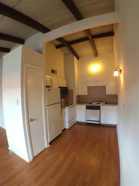 Photo - 2404 Longview St Unit 205