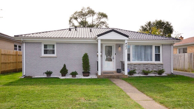 Building Photo - 407 Mors Ave