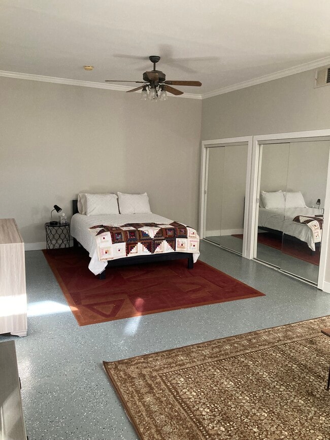 Dormitorio - 1615 Pomona St Unidad Cottage