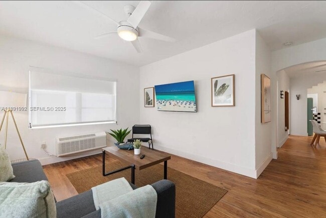 Photo - 7721 Harding Ave Unit 4