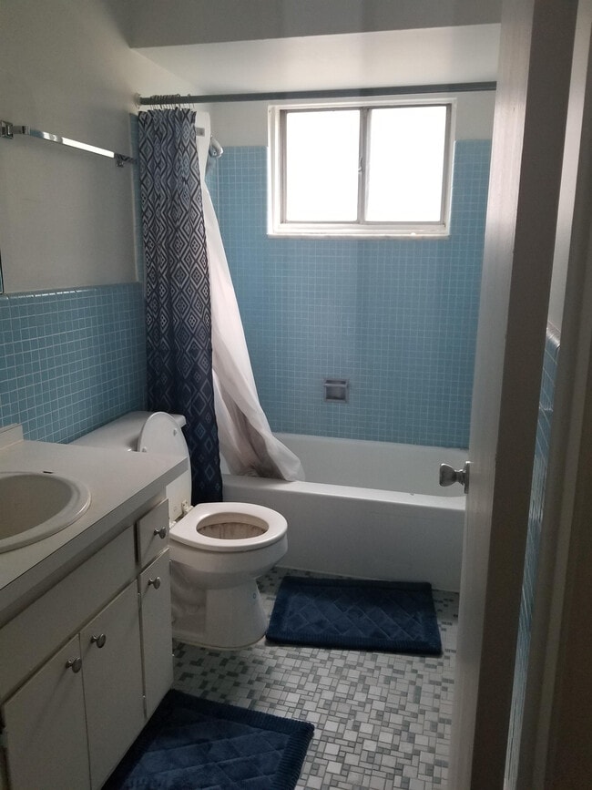 Photo - 1820 Axtell Dr