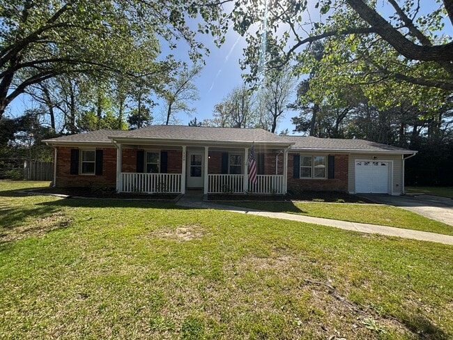 Building Photo - Lovely on Lance