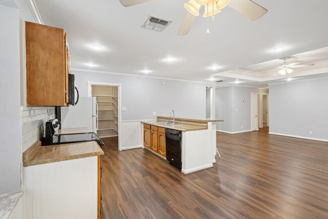 Photo - 4823 Blue Heron Dr