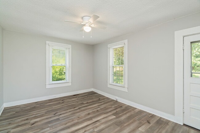 Photo - 4100 Garnet Dr