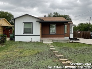 Building Photo - 2703 Menchaca St Rental