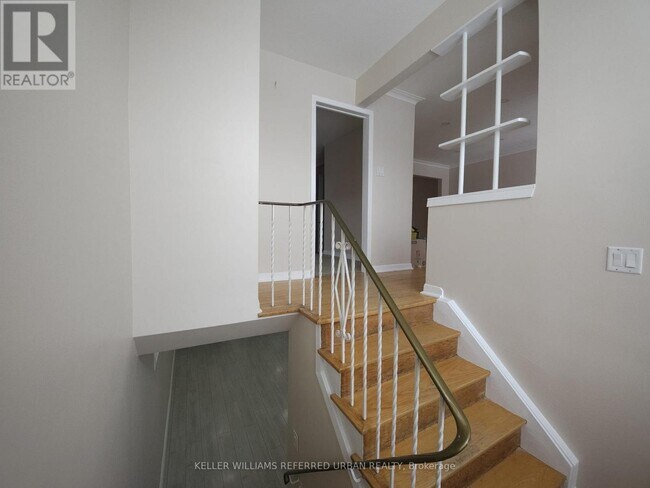 Photo - 30 Picaro Dr