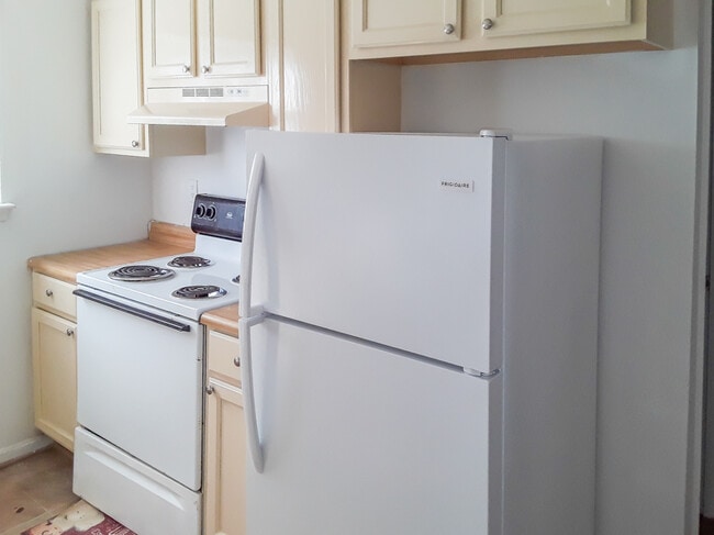 Photo - 496 Lancaster Creek Rd