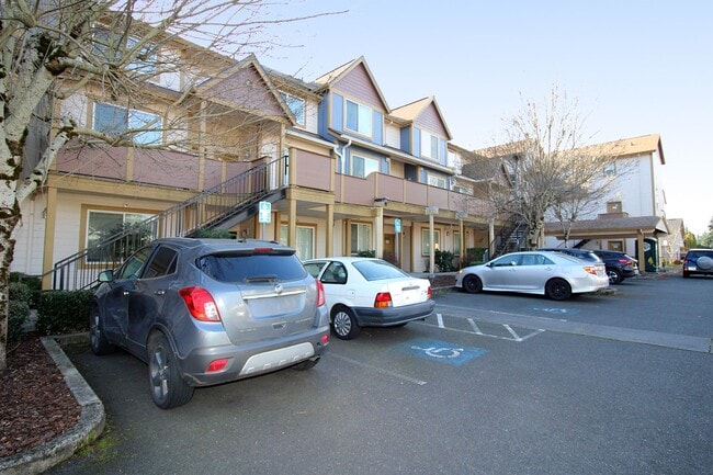 Photo - Elaine Station Apartments