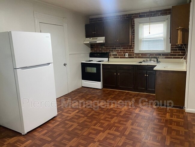 Photo - 308 Bartlett St Unit 1