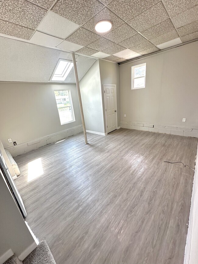 Photo - 1708 58th Ave N
