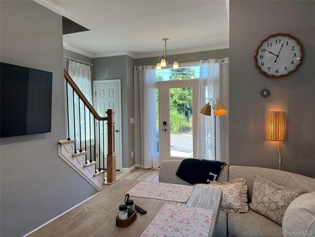 Photo - 119 Whittier Dr