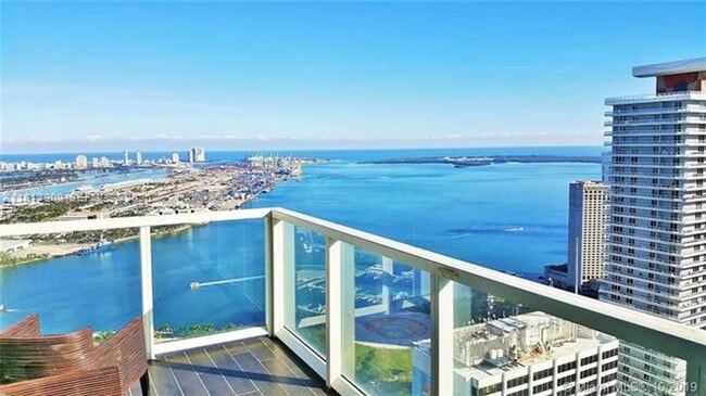 Photo - 253 NE 2nd St Unidad 253 NE 2nd St 4808