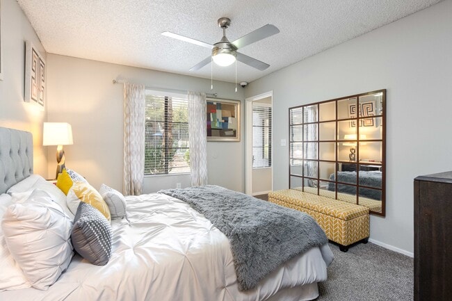 Boulevard at 4201 Apartments