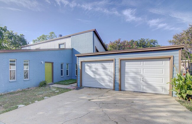 Photo - 1807 Briar Hill Dr