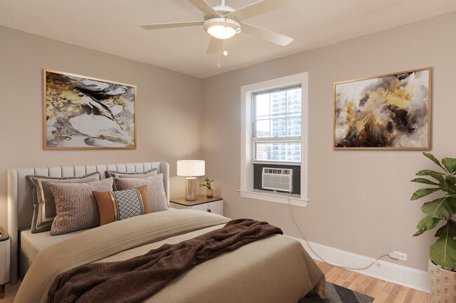 451 W. Wrightwood