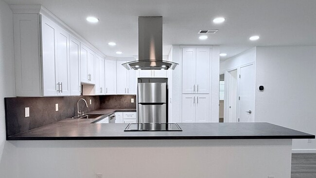 Photo - NEWLY RENOVATED---- 2BD/1BA, End Unit TH in Twin Creeks Garden, San Ramon- Available Now!