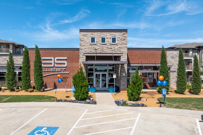 Leasing Office