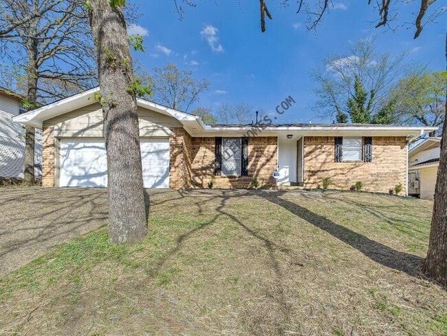 Building Photo - 8708 Patricia Lynn Ln