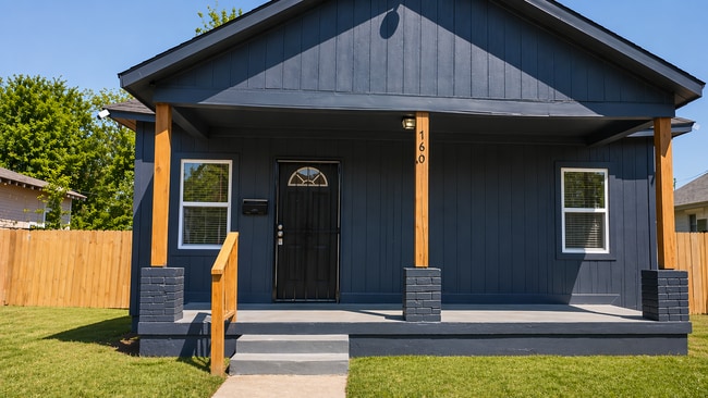 Building Photo - 760 Hanley St