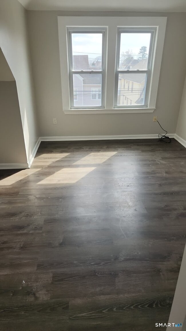 Photo - 67 Beardsley Park Terrace Unit 2nd & 3rd Fls.