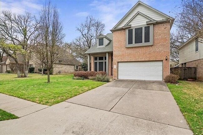 1006 Oaklands Dr
