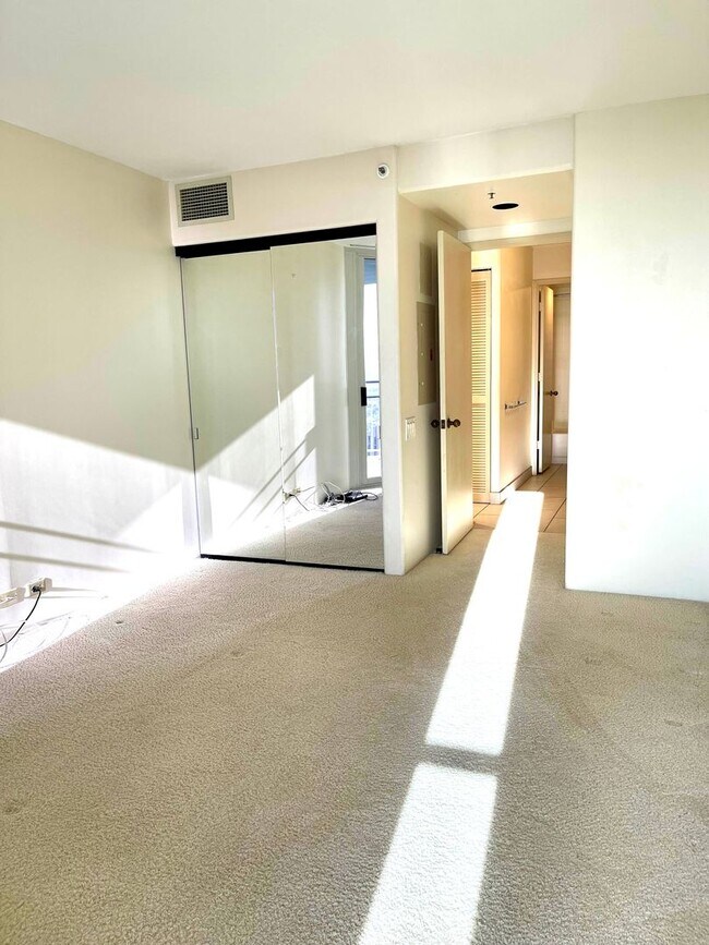 Photo - 1212 Nuuanu Ave Unit 3011