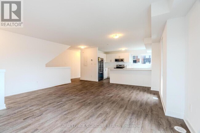 Photo - 35 Romilly Ave