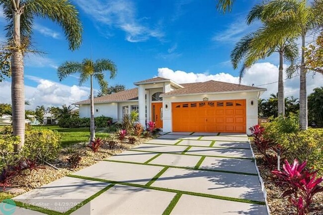 Photo - 2320 SW 21st St Casa