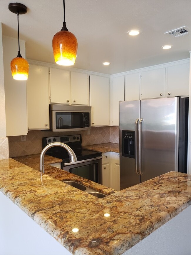 Photo - Large 2BD/2BA in Mission Valley - Dual Master Suites! - Open Feel - Quiet, Gated, Central Location!