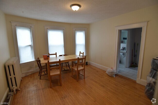 Building Photo - 80 Wallingford Rd Unit 1 Rental