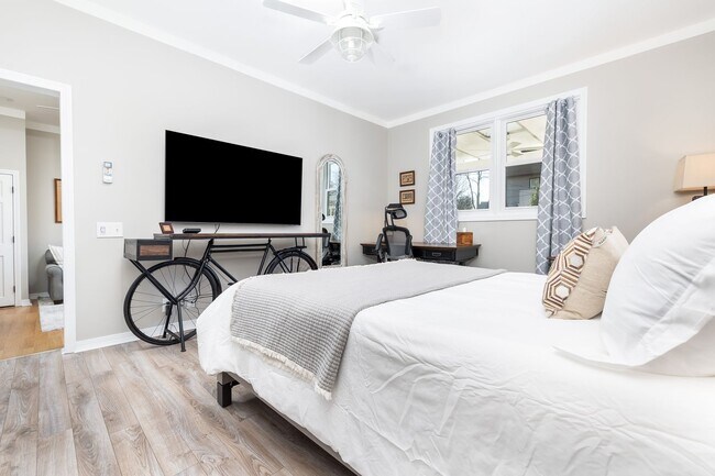 Photo - Fully Furnished Cottage by Yale