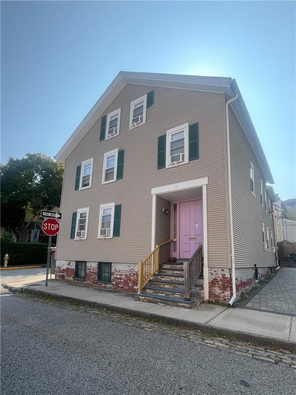 Building Photo - 27 Mt Vernon St Unit 1 Rental