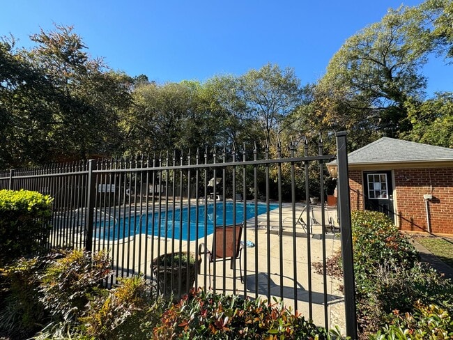 Photo - For Lease: Charming 2 Bedroom, 1 Bath Condo in Winfield Chase Unit 104