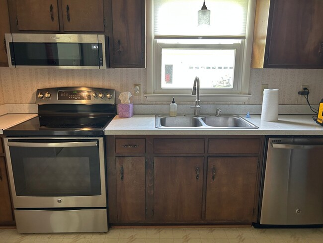 Photo - 308 Faulkner Rd