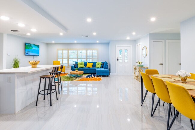 Photo - 6466 NW 20th St Unidad ID1258743P