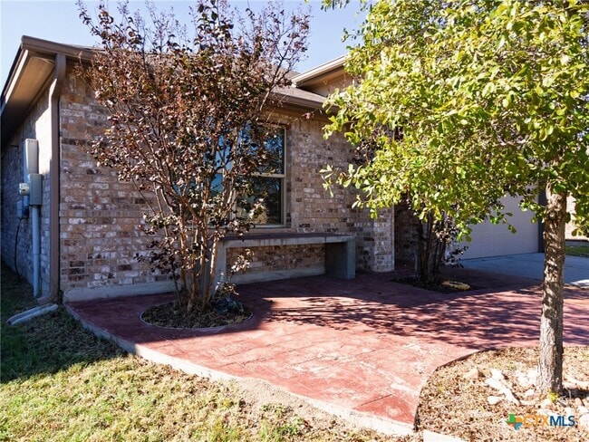 Photo - 1502 Shim's Blvd