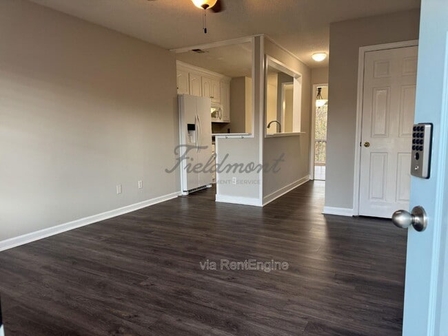 Photo - 530 Fawn Branch Trail